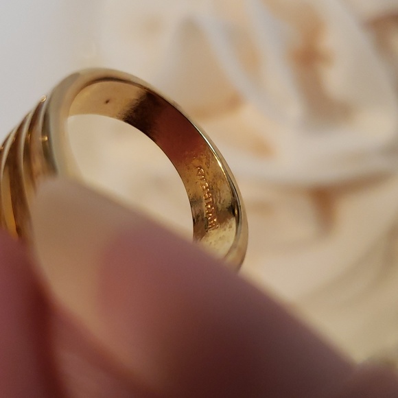 💞 18Kt HGE CZ RING - Picture 5 of 7